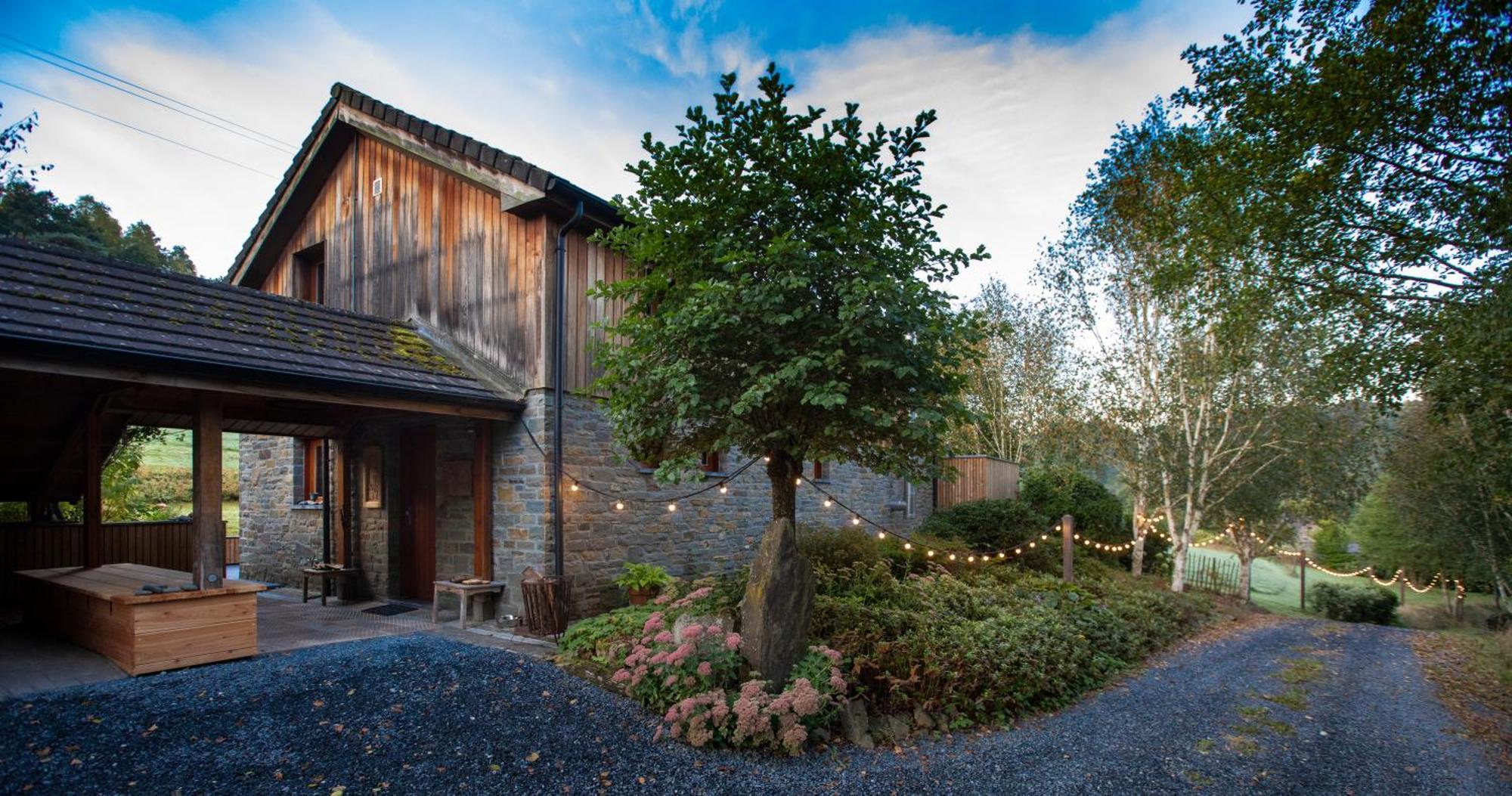 Les Avernas En Bas Romantic Getaway Lierneux 外观 照片