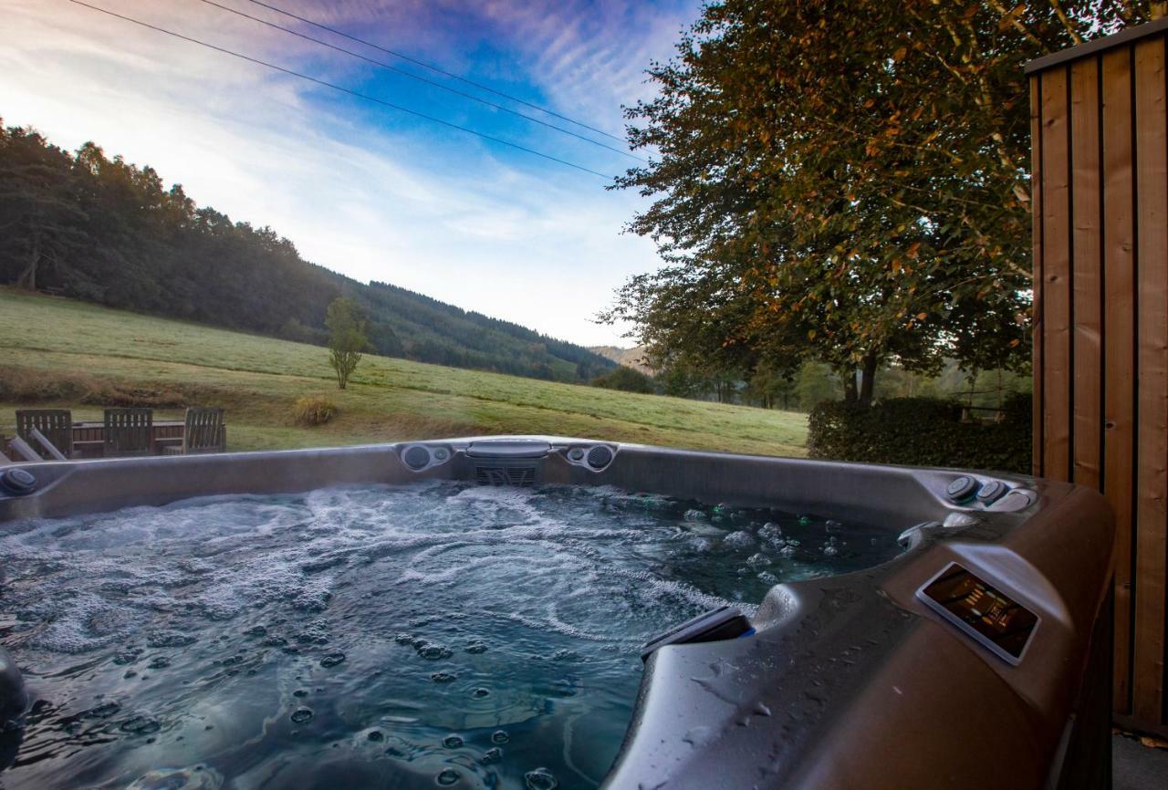 Les Avernas En Bas Romantic Getaway Lierneux 外观 照片